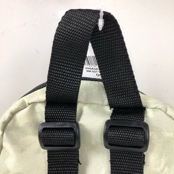 Vans Mini Backpack Got This Camo Style Women’s Bag NWT - Picture 5 of 8